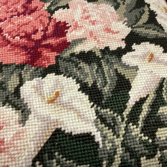 VTG   Needlepoint Pillow  Petit  point  FLORAL x🥰14” by 14” - Picture 6 of 13